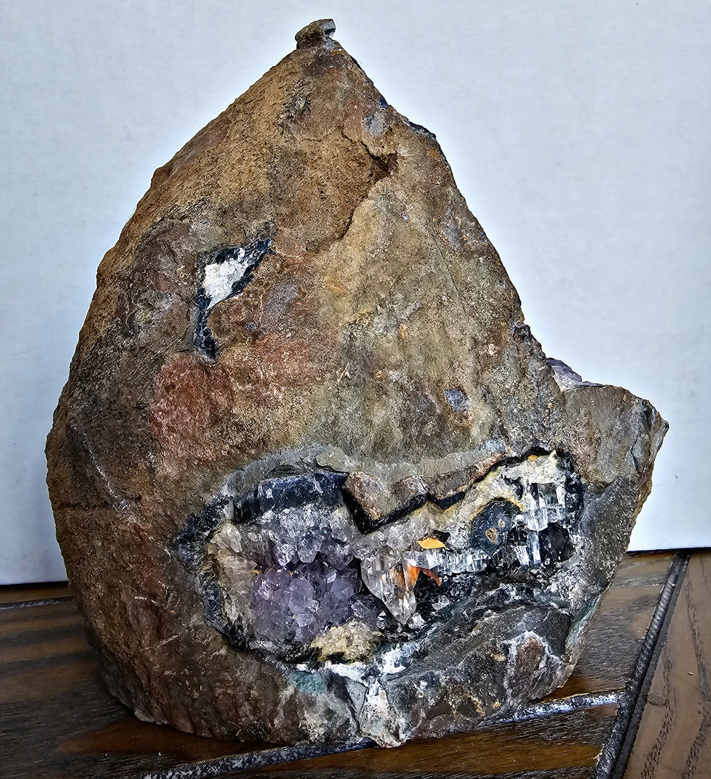 Raw Amethyst Cut Base A6