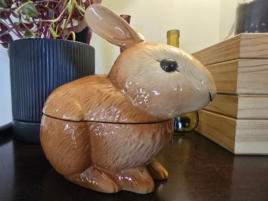 Hallmark, Marjolein Bastin
2-piece Brown Rabbit Candy/Storage