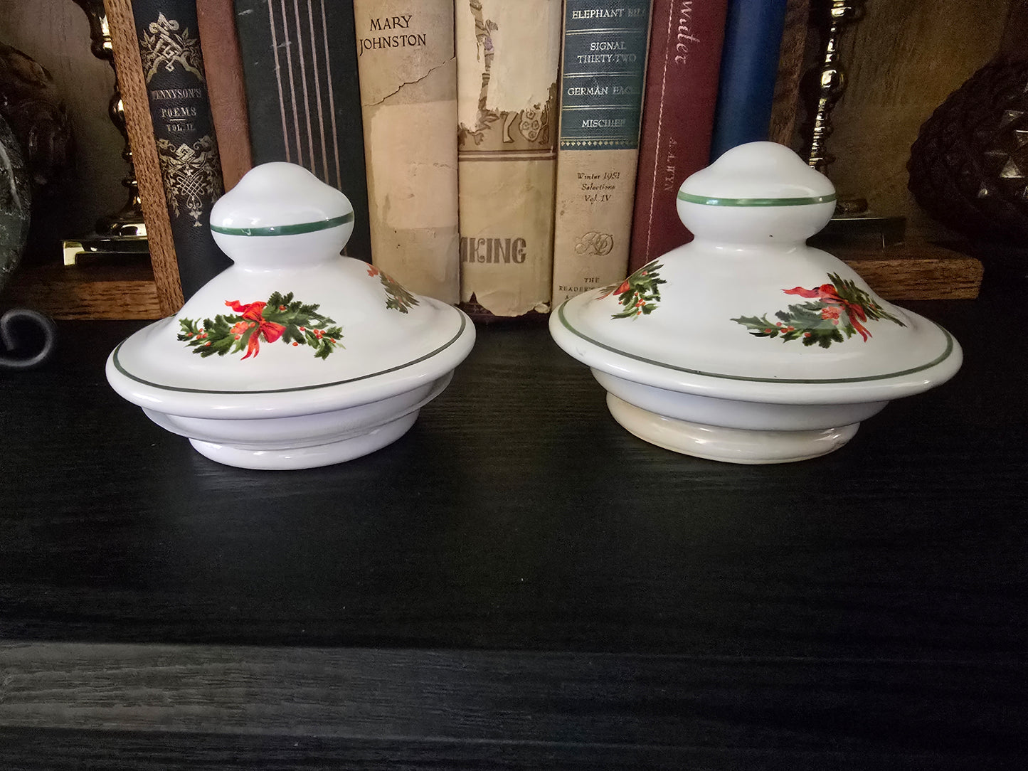 Pfaltzgraff Christmas Heritage Small Square Glass Canister with Lid, Set of 2